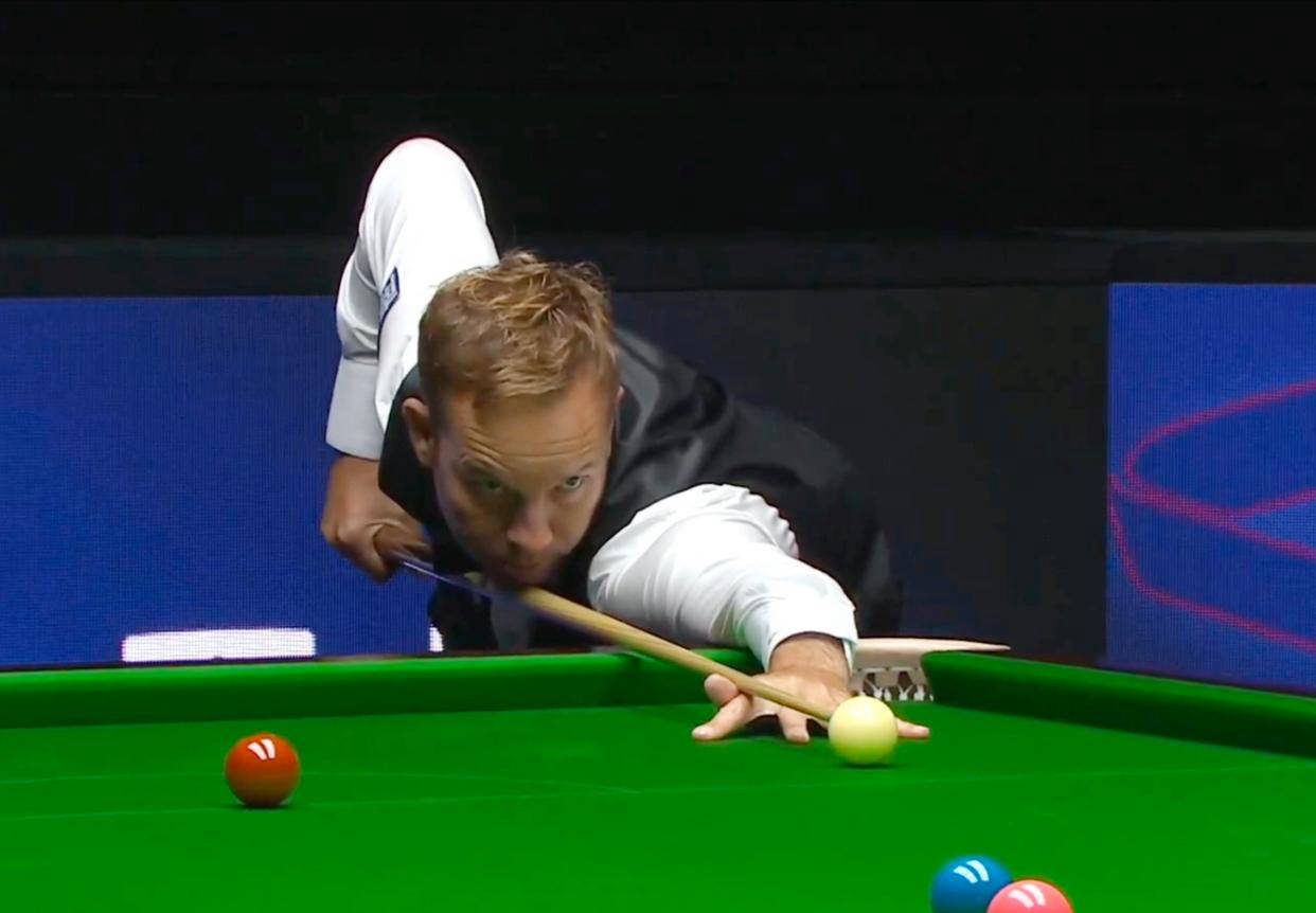 她的表现不 她的表现不